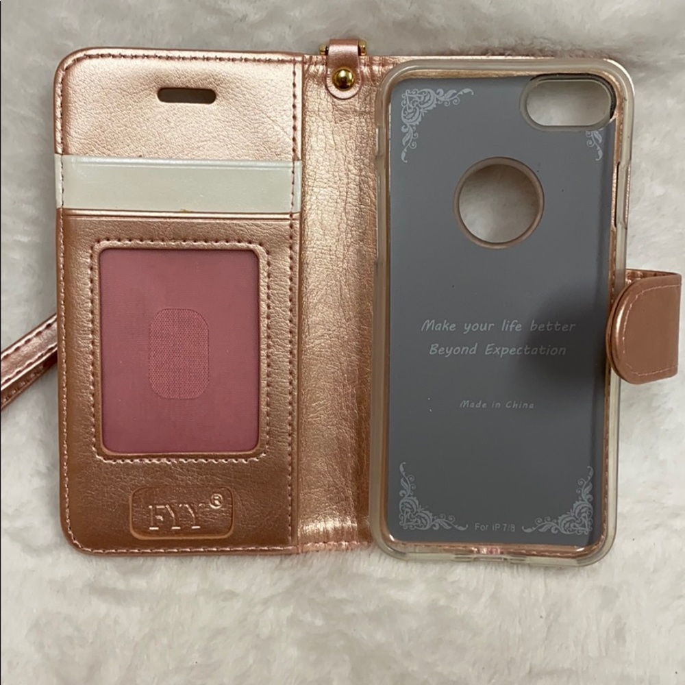 iPhone 7 case - Picture 3 of 4